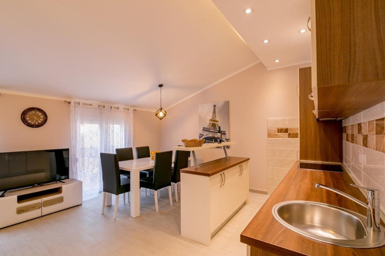 Apartmani Matej Kotor Exteriör bild