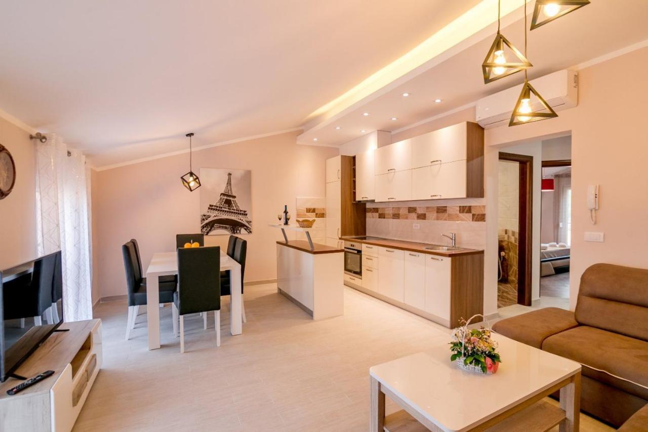 Apartmani Matej Kotor Exteriör bild