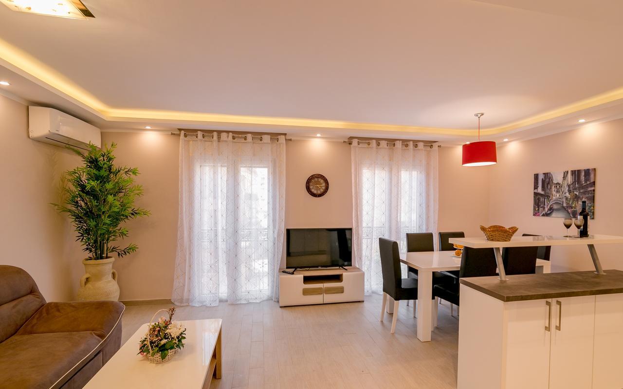 Apartmani Matej Kotor Exteriör bild